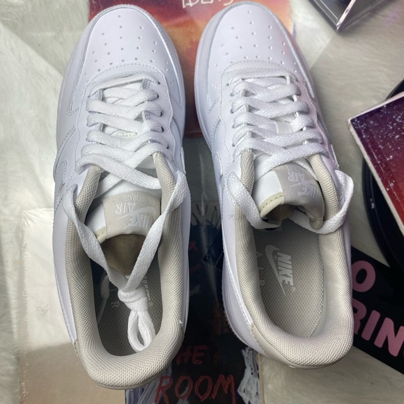 🆕 Nike	Air Force 1 Low White Light Bone - Womens - Picture 6 of 10